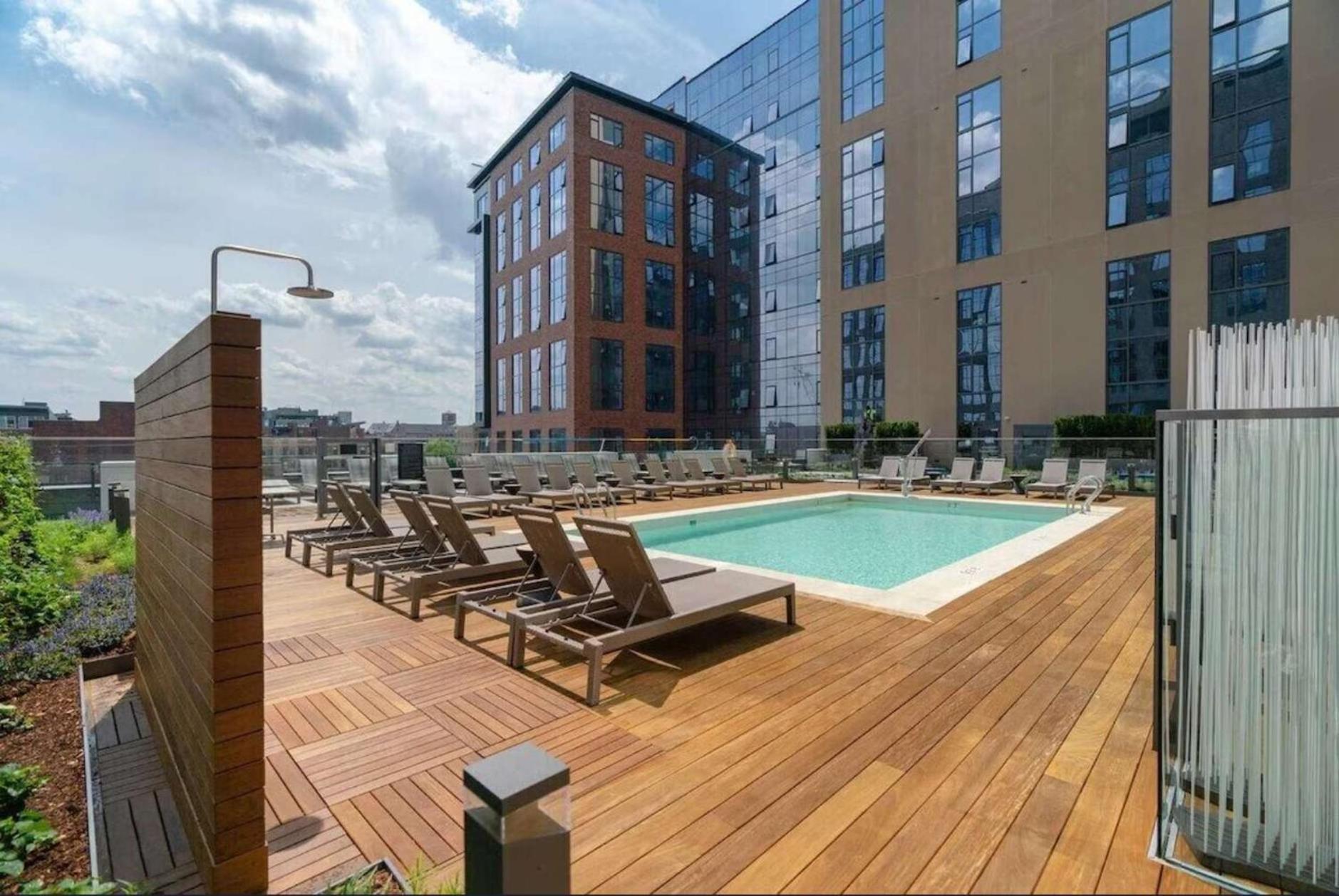 South End Luxe Family Getaway Apartment *