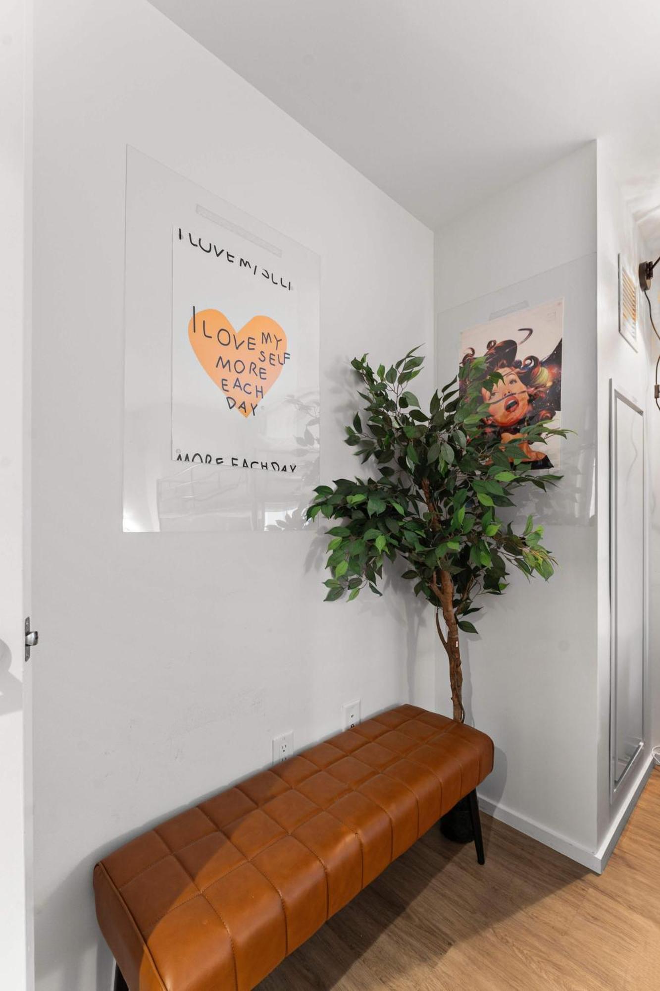 Apartment South End Luxe Family Getaway