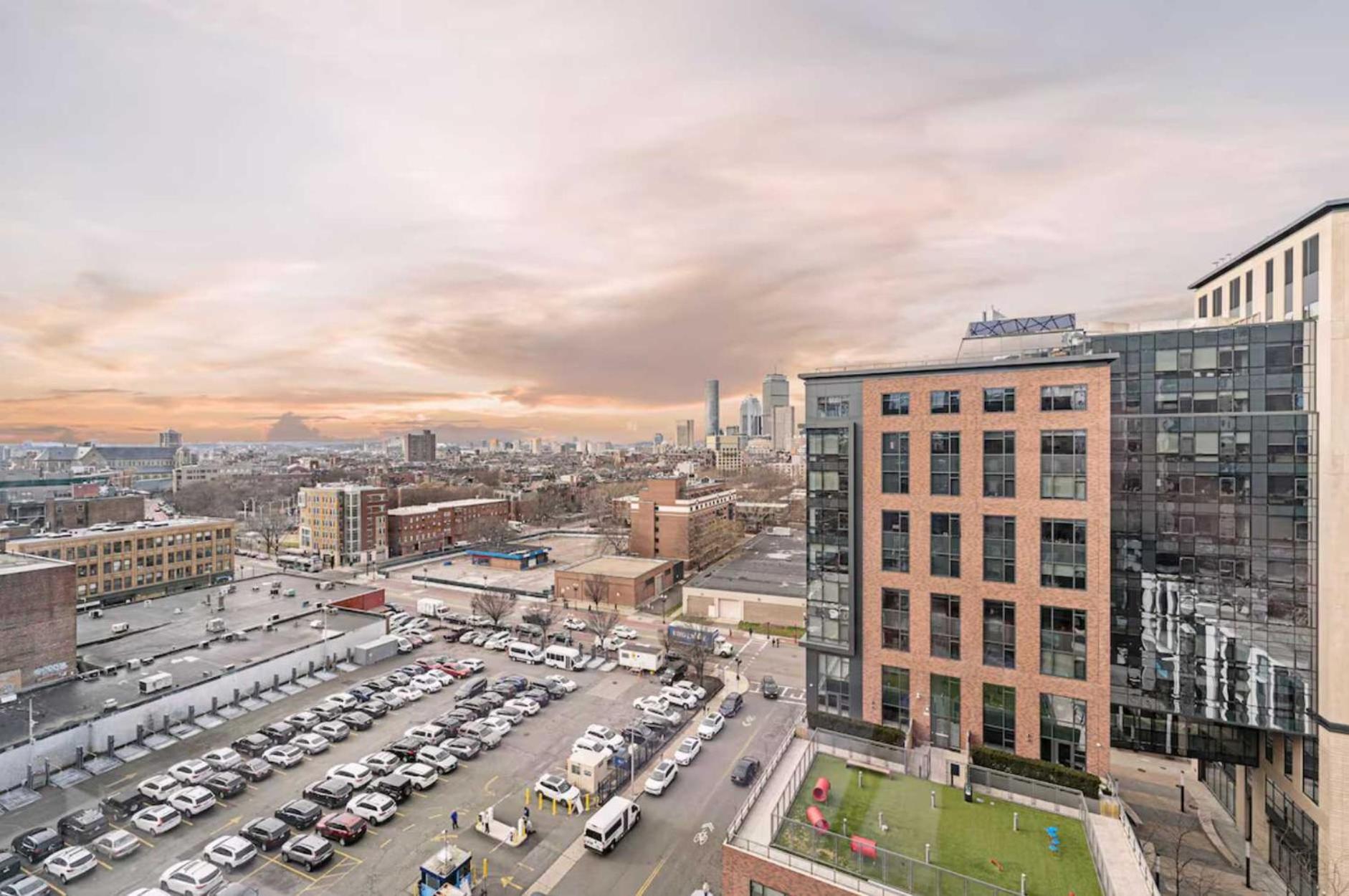 South End Luxe Family Getaway * Boston